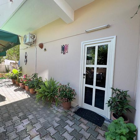 Villa Green Vlorë Екстериор снимка